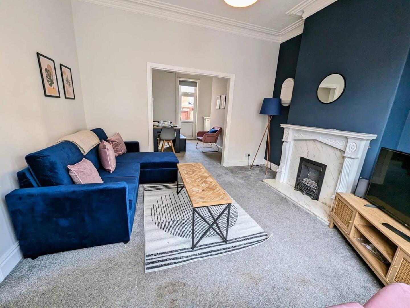 Spacious And Homey 4 Bedroom House Bishop Auckland Exterior foto